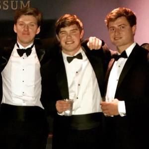 Meet your Posher, Charles